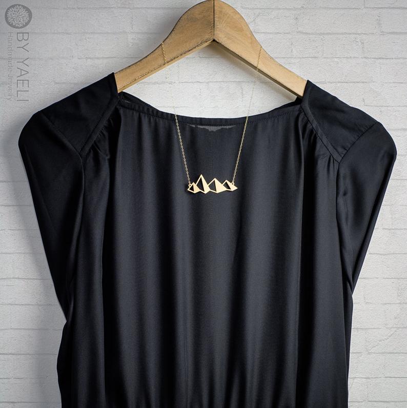 geometric mountains design necklace