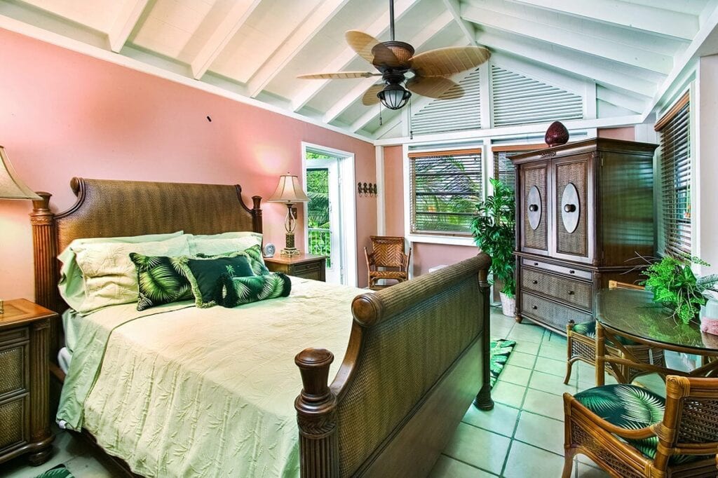 Vida De Mar - Luxury Airbnb St. John USVI - bedroom