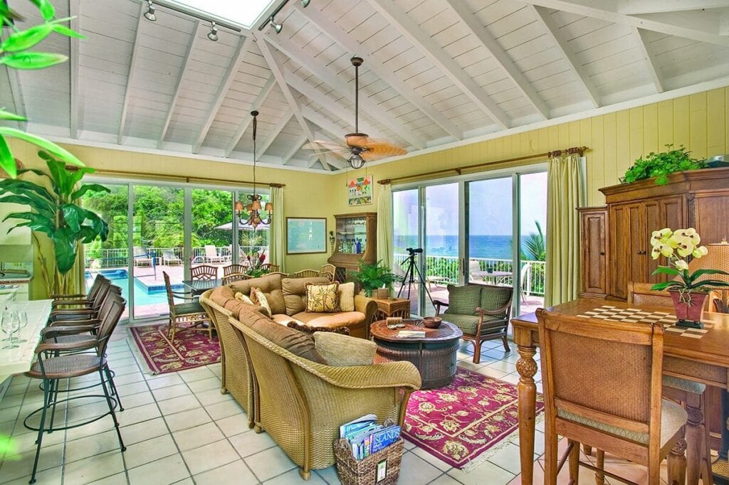 Vida De Mar - Luxury Airbnb St. John USVI - living