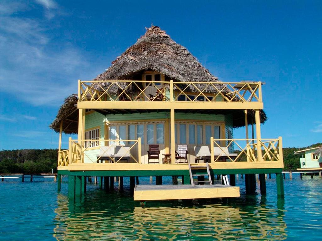 Punta Caracol Acqua Lodge - Caribbean overwater bungalows