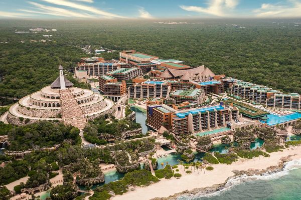 Hotel Xcaret Arte
