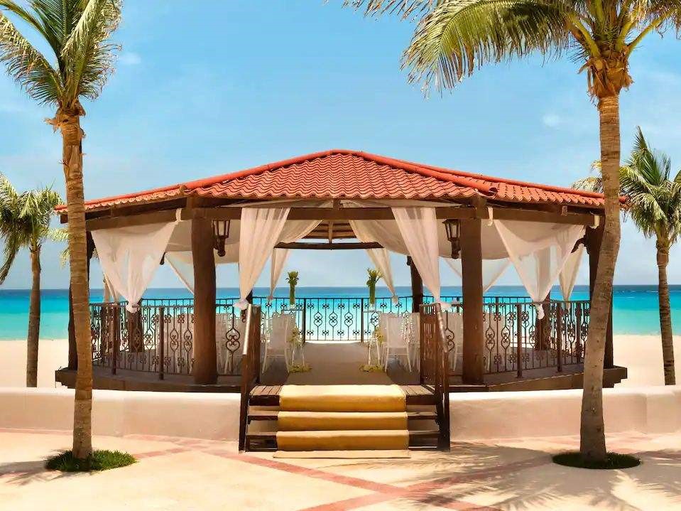 Hyatt-Zilara-Cancun-Beach