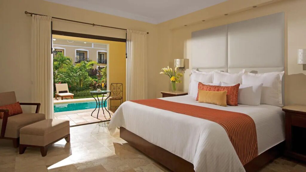 Dreams Tulm swim out suites