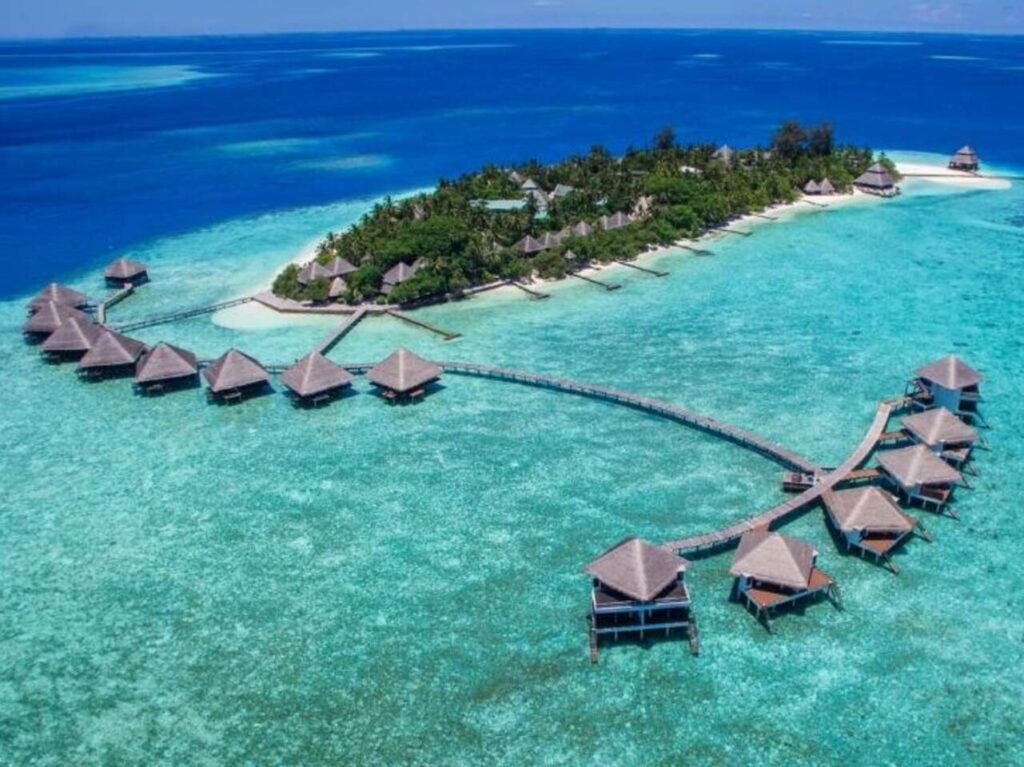 Adaaran Club Rannalhi - All Inclusive maldives affordable water bungalows