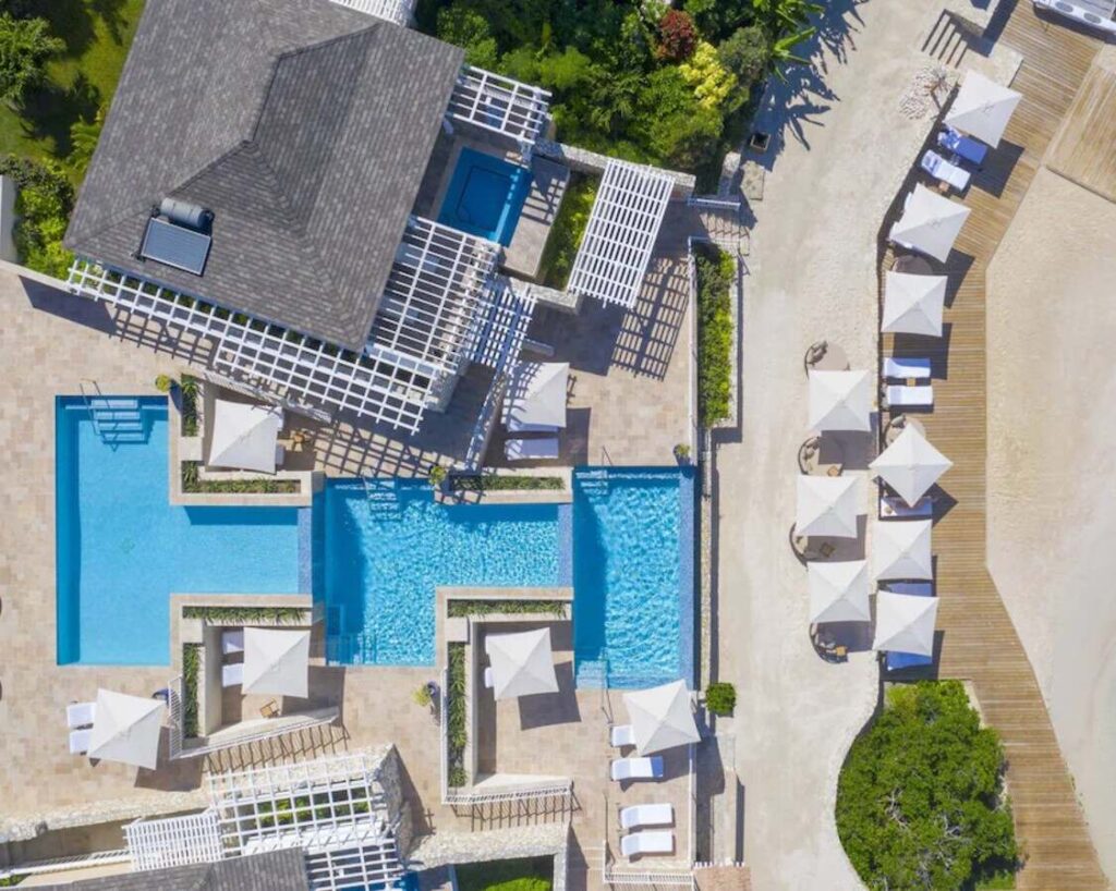 Hammock Cove Resort pool