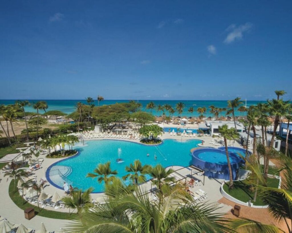 Riu Palace Antillas pool