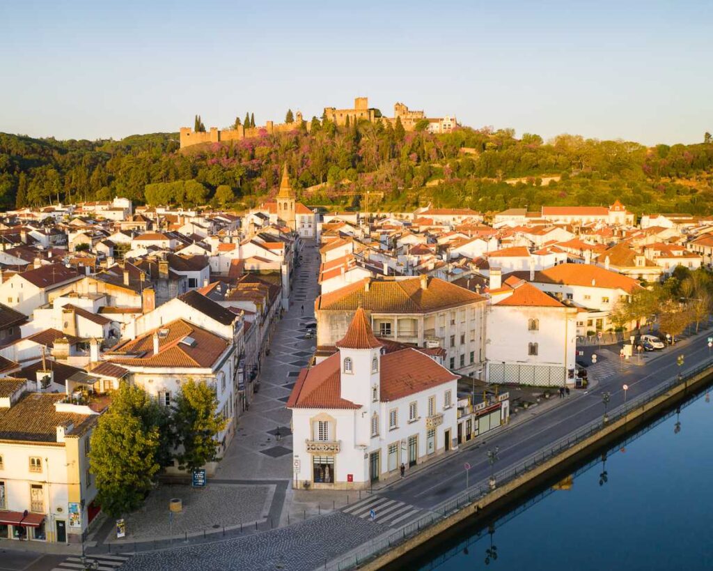 Rua Serpa Pinto - Corredoura