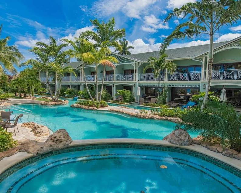 Sandals Negril pool