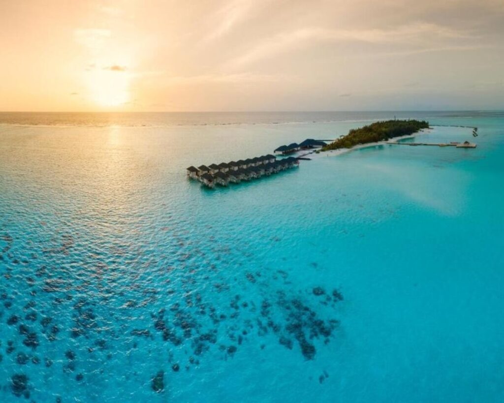 Summer Island Maldives Resort - water villas affordable