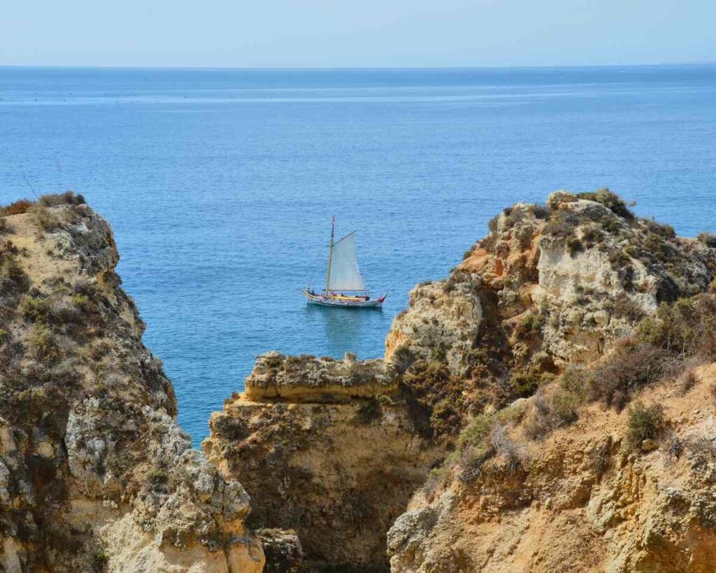 sailing tours to Lagos beaches