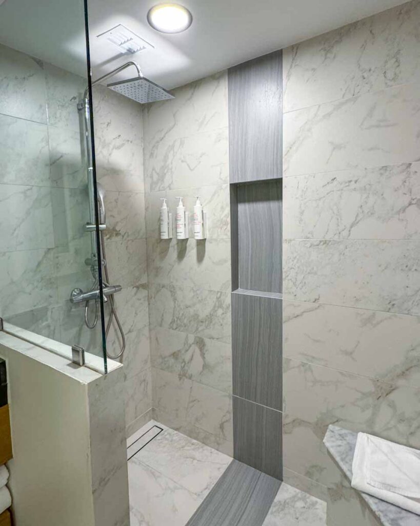 guest room shower