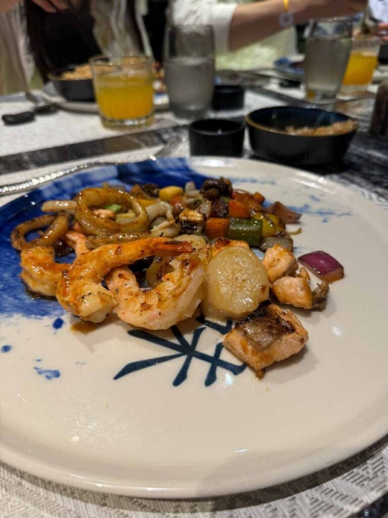 seafood and vegetables teppanyaki
