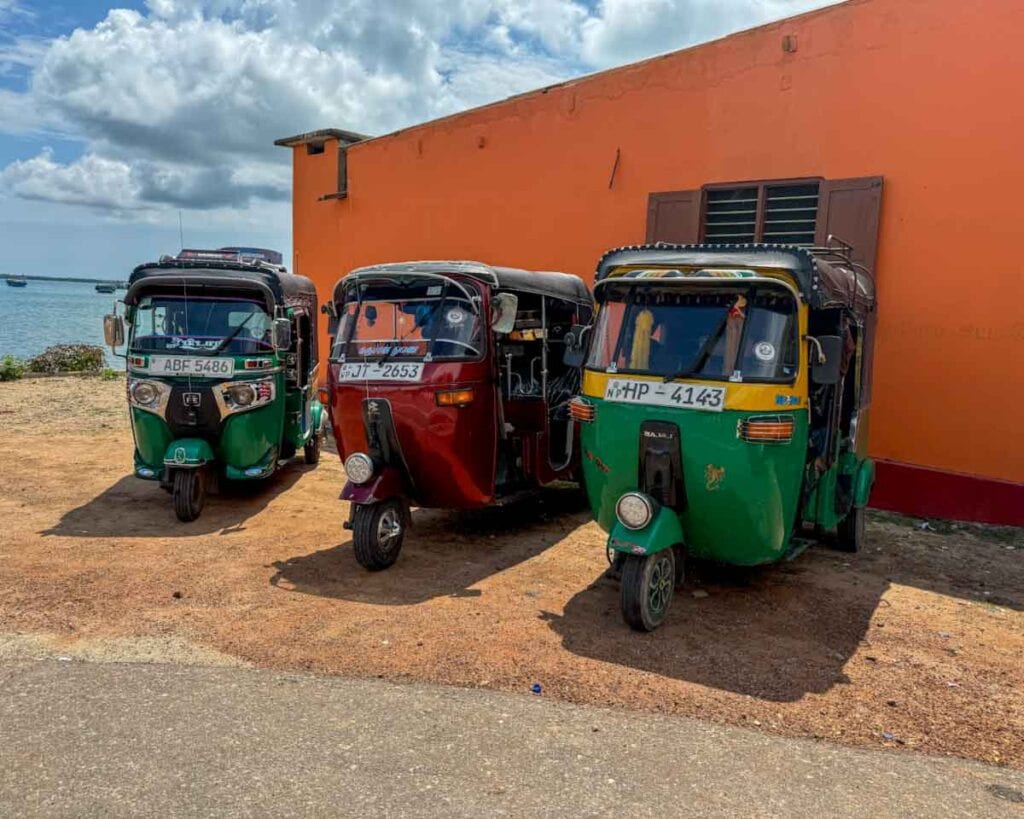 tuktuks on Nainativu Island