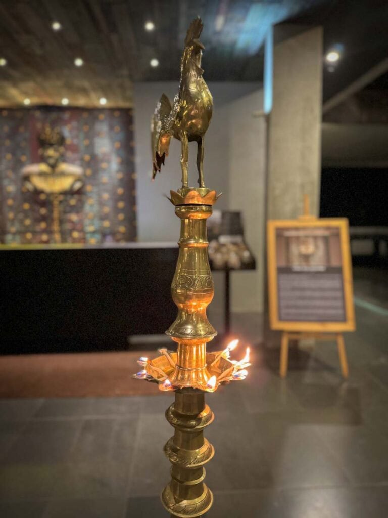 Jetwing Lake lobby welcome ceremony