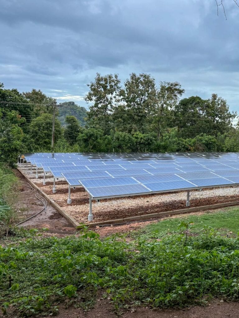 solar panels for hotel energy use