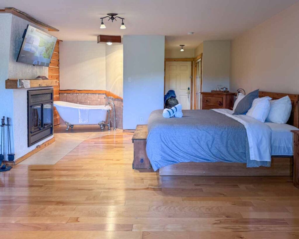 Auberge du Vieux Moulin guest room