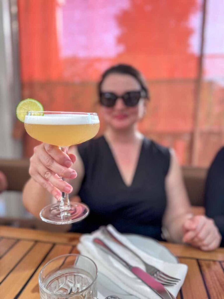 cocktails at boating club laval