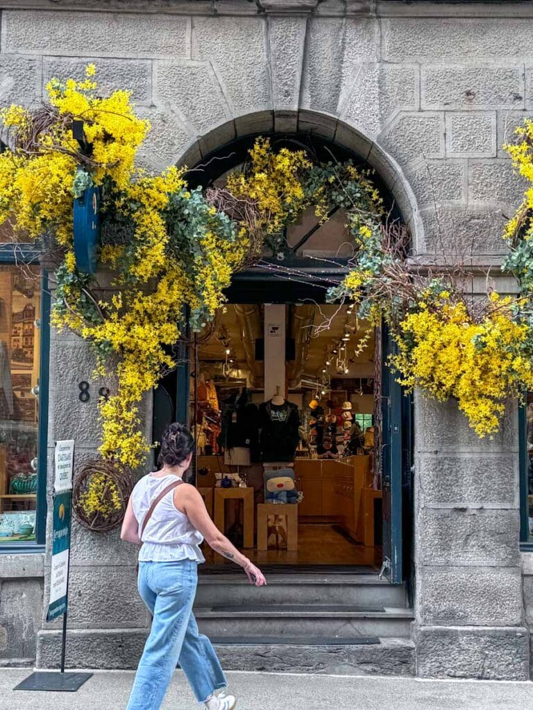 shopping on Rue Saint-Paul