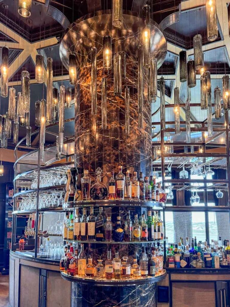 Bar 1608 - Chateau Frontenac bar